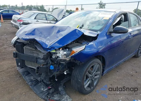 2021 Kia Forte Gt-Line из США, поврежденный, VIN 3KPF34AD3ME358006
